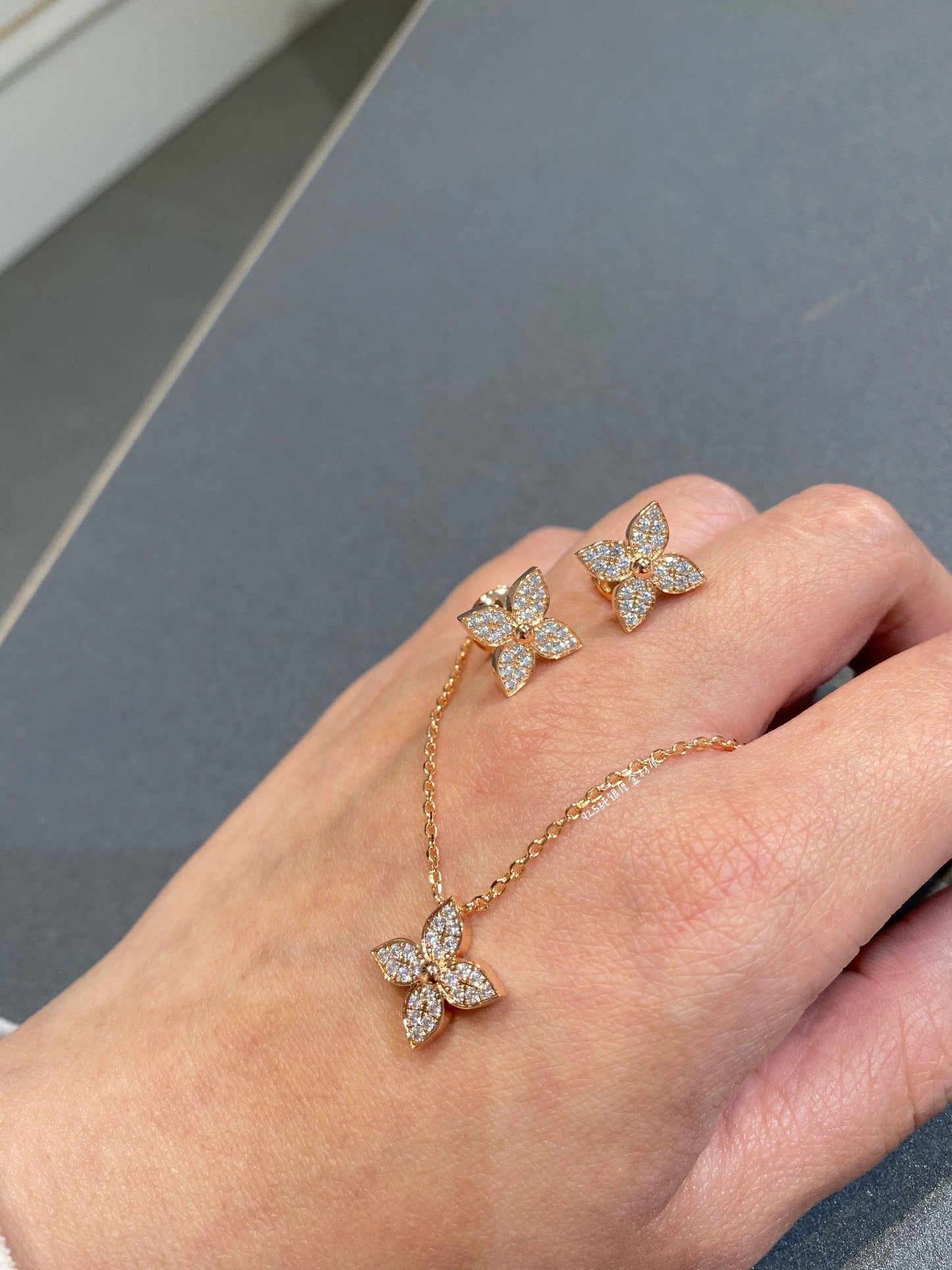 [Vicky]STAR DIAMOND NECKALCE