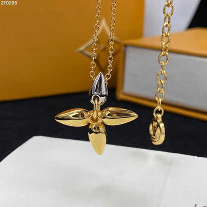 [Vicky]LOUISETTE PEDANT GOLD NECKLACE