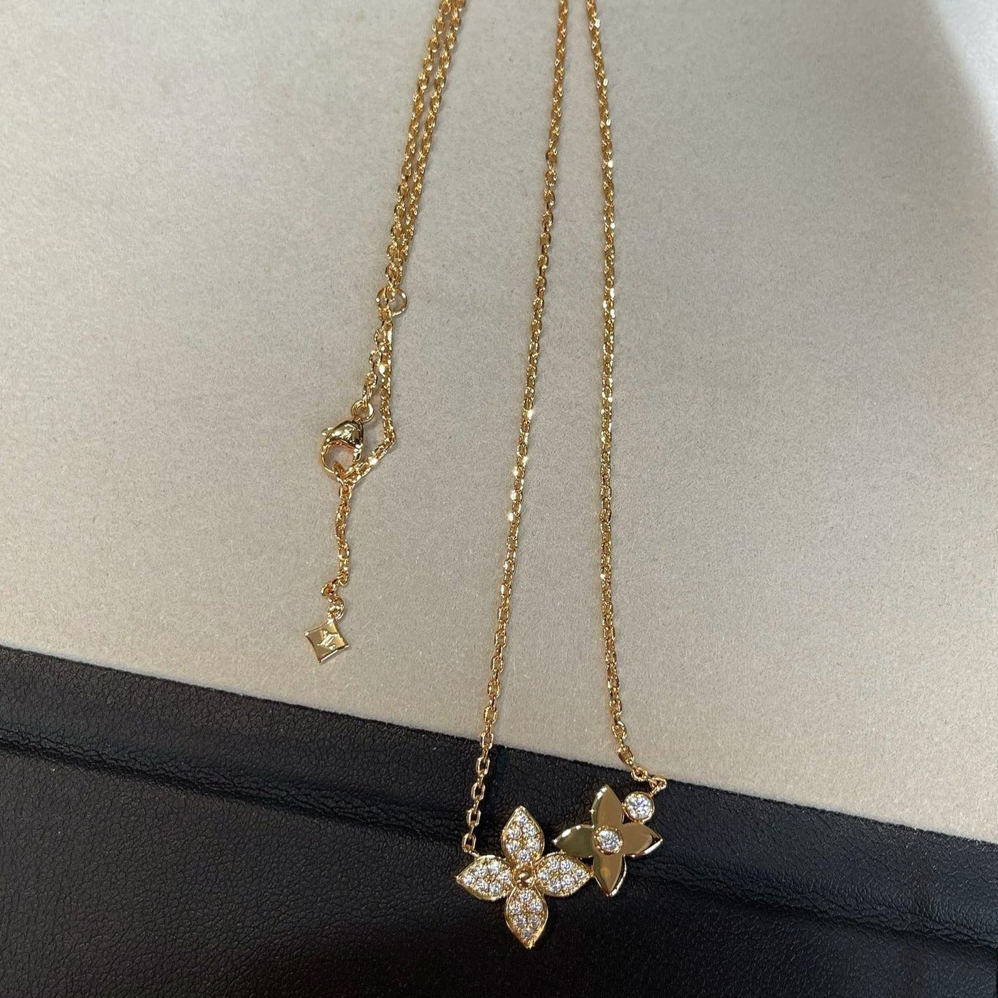 [Vicky]STAR BLOSSOM NECKLACE PINK GOLD DIAMONDS